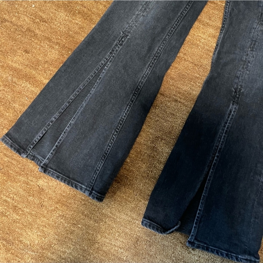 Citizens of Humanity Hailey Flare in Oblivion Jeans Pants 26 Faded Black - Picture 4 of 6